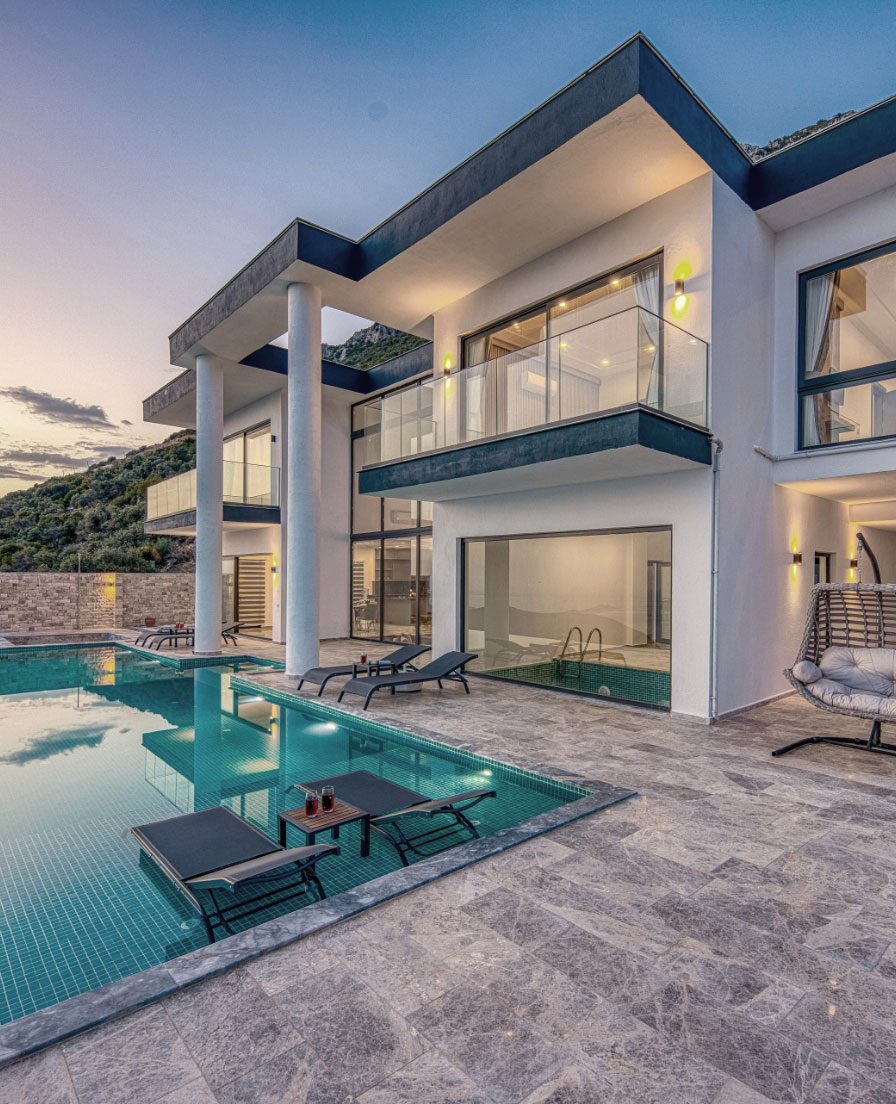 Luxury_Real_Estate
